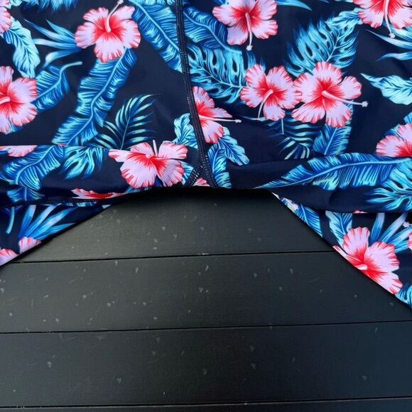 Tropical Floral Biker Swim Shorts with Pockets - Picture 10 of 10
